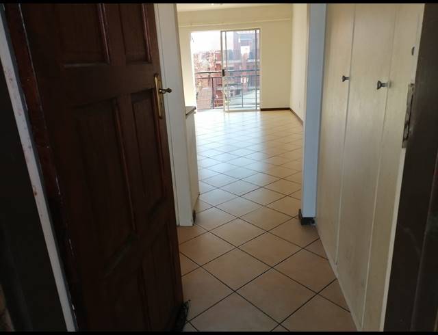 0.5 BEDROOM APARTMENT RENTED IN SAGEWOOD
